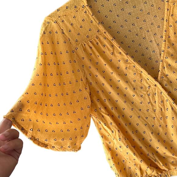 Sky And Sparrow Yellow Floral Crop Top Sz Small Flutter Sleeve - Picture 6 of 12